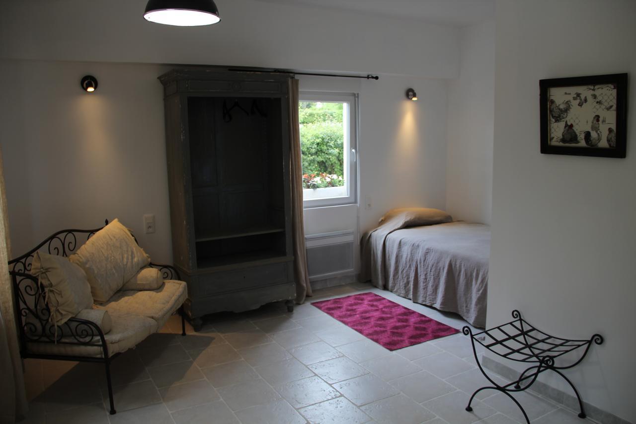 Ferme Cacheterie, Boutique Terroir Bed & Breakfast Fleury-la-Foret Bagian luar foto